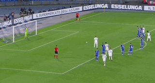 1679615779376084433.gif 凯恩.gif