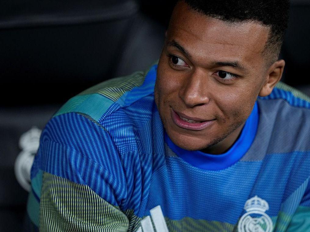 开云体育下载-姆巴佩膝盖扭伤，还要坚持参加世界杯？或成下个卡卡和乌姆蒂蒂？