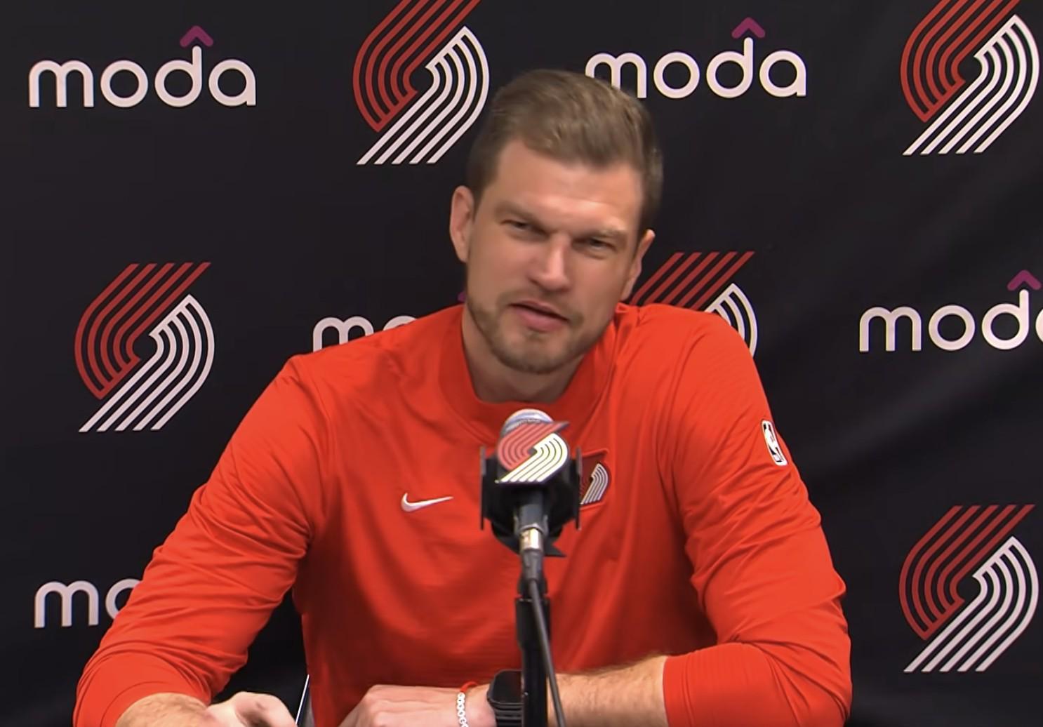 开云体育官网-斯普利特：球员们腿像灌了铅一样沉，开局慢热的情况需要解决