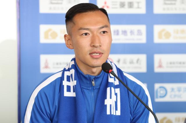 开云官网-吴曦：以新人标准尽快融入球队 因为妻儿选择12号